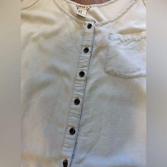 Faded denim crop top - Picture 3 of 6